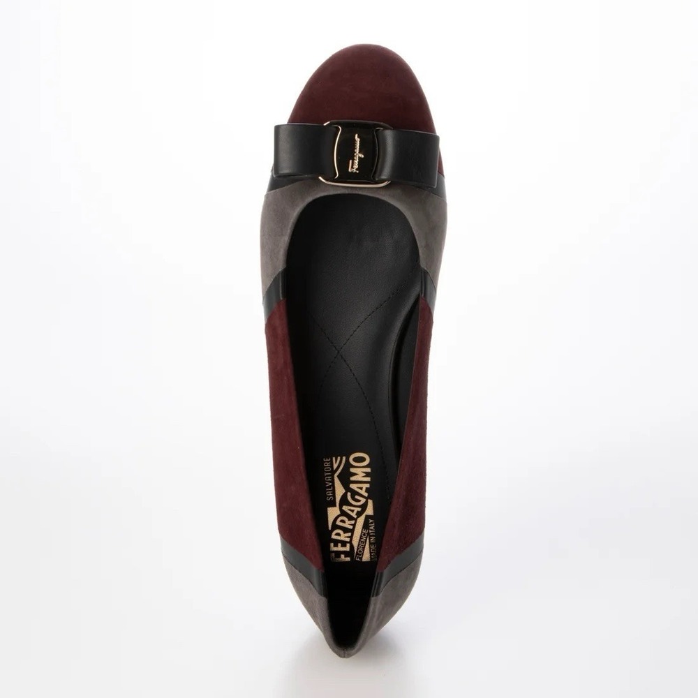 Salvatore Ferragamo Vara ballet flats shoes Suede size 7 - Picture 2 of 16